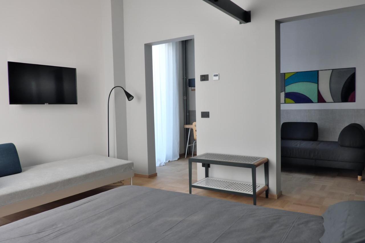 Invento Bnb Unconventional Maison チヴィタノーヴァ・マルケ エクステリア 写真