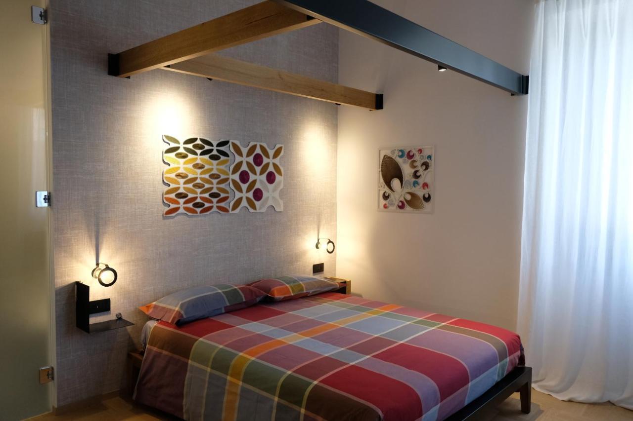Invento Bnb Unconventional Maison チヴィタノーヴァ・マルケ エクステリア 写真