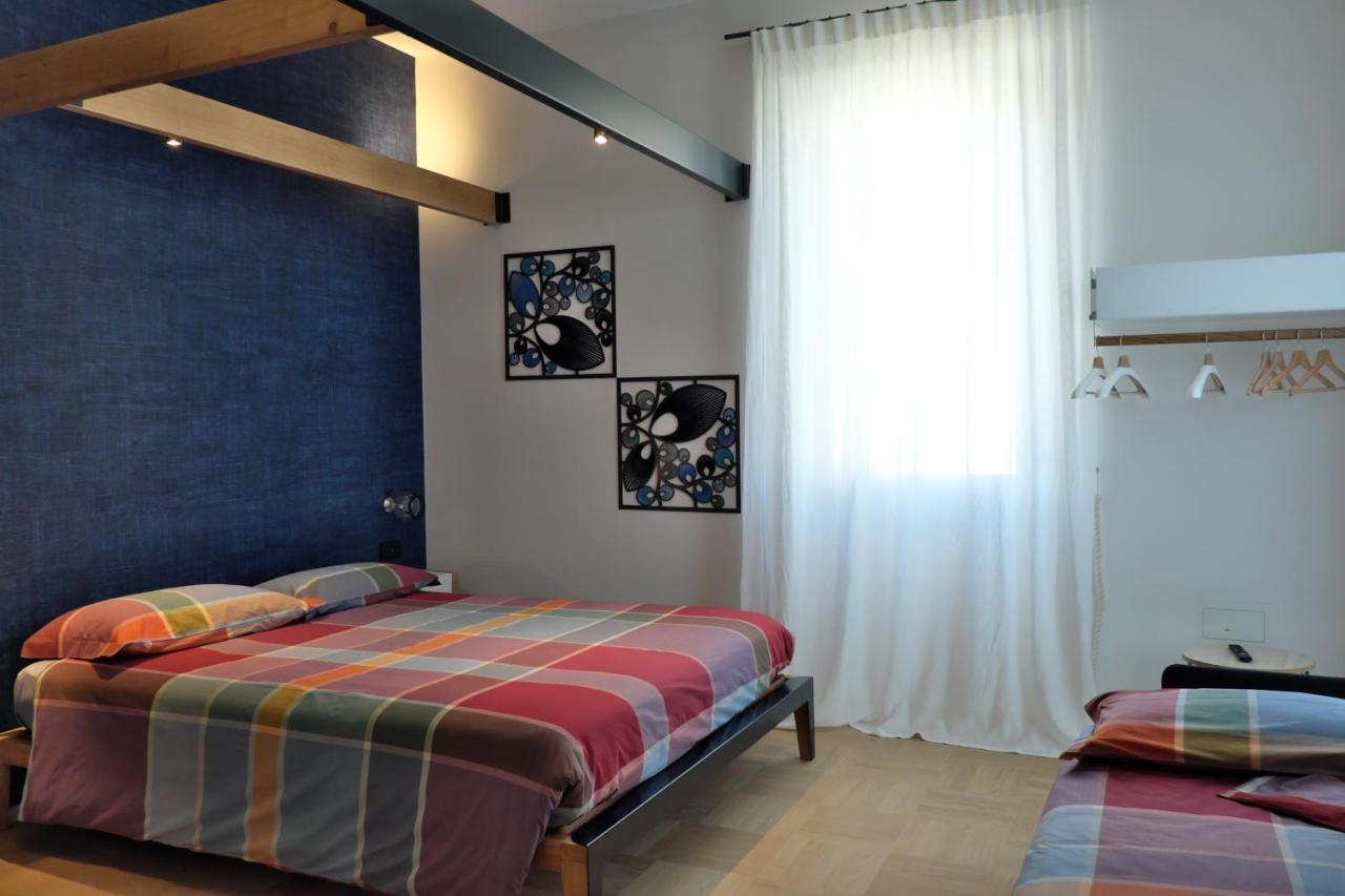 Invento Bnb Unconventional Maison チヴィタノーヴァ・マルケ エクステリア 写真