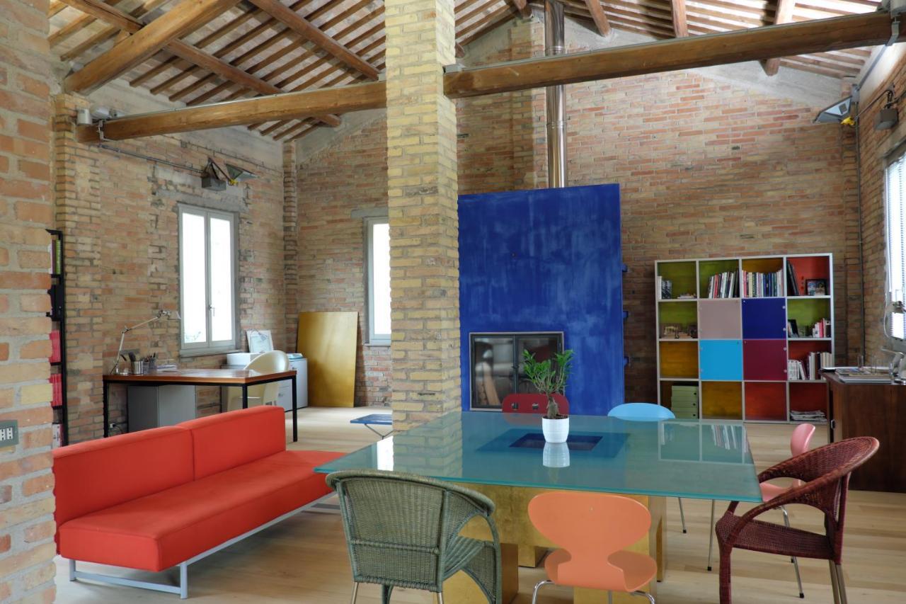 Invento Bnb Unconventional Maison チヴィタノーヴァ・マルケ エクステリア 写真